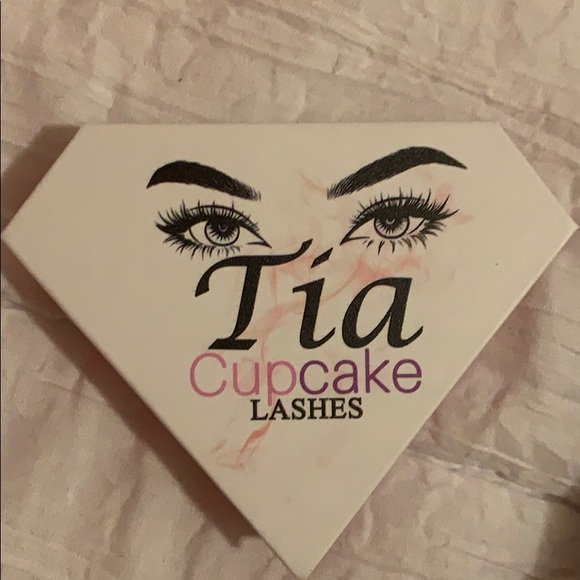 Style - kisses - Picture 2 of 2